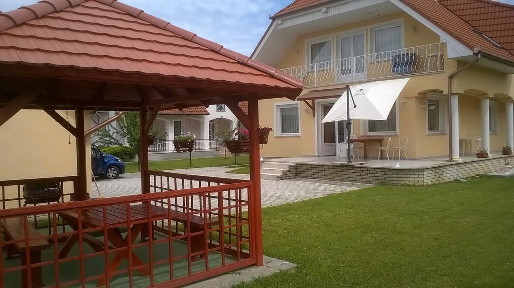 Erika Vendeghaz Otel Bük Dış mekan fotoğraf